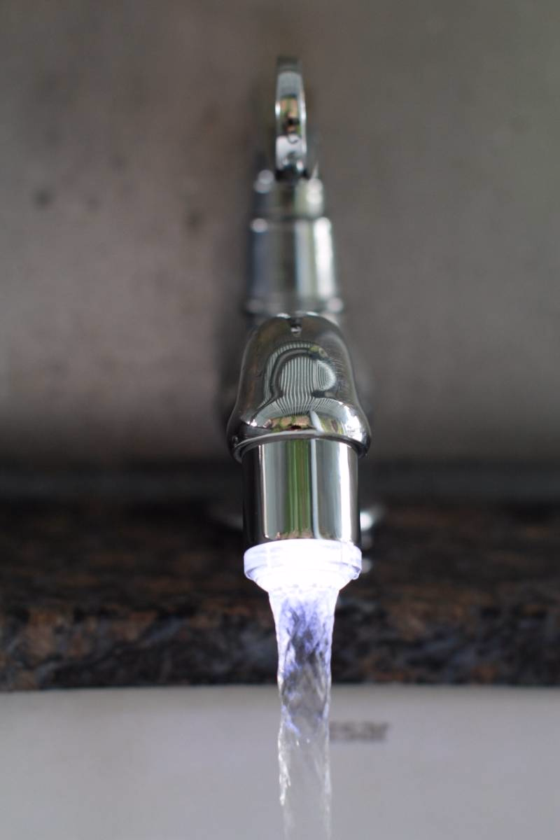 LED鑽石水花起泡器